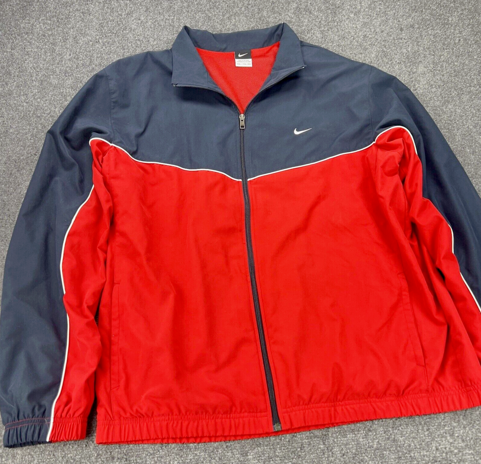 Vintage Nike Jacket Men's 2XL Red Mesh Lined Full Zip Windbreaker Y2K