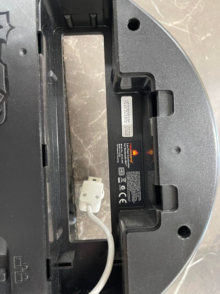 Guitar Hero Guitar Controller White for Wii UNTESTED * NO DONGLE eBay