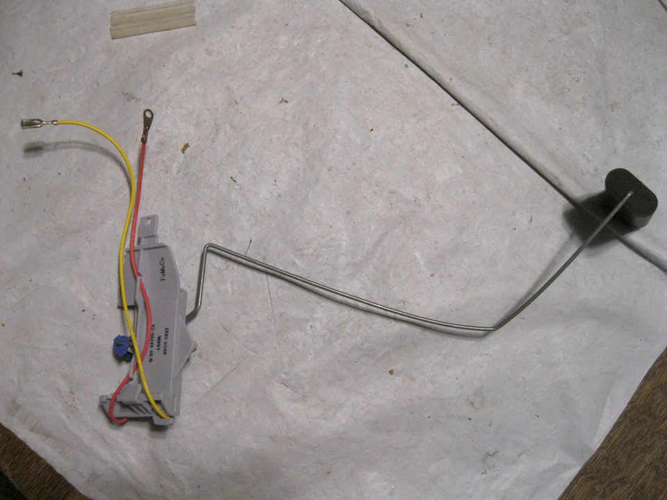 Fuel Tank Sender Assembly Motorcraft PS-305 fits 05-07 Ford Freestyle - Изображение 3 из 4