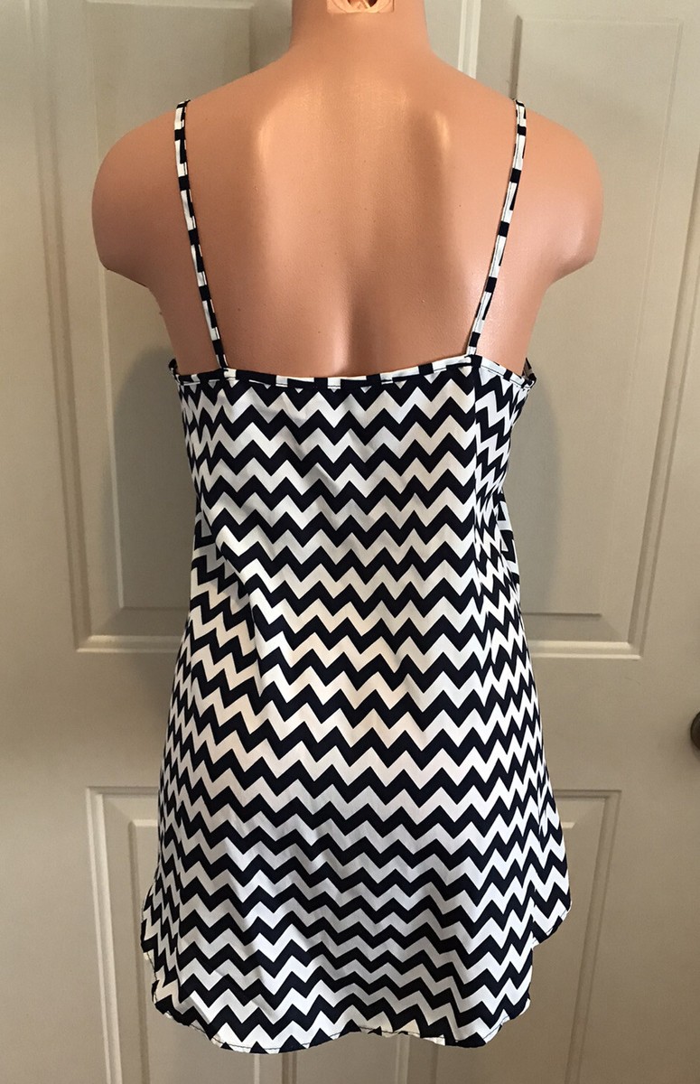 MOA MOA, Sz Small, Polyester, Navy and White, Chevron Print Top w