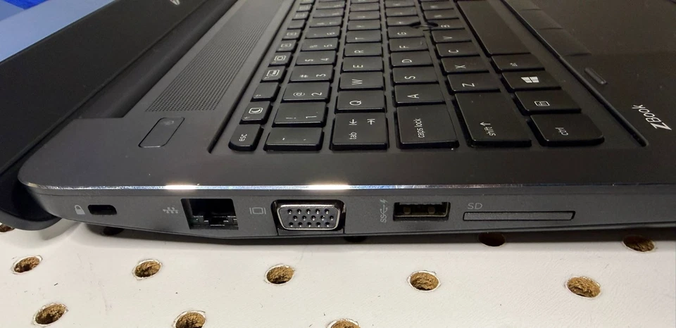 ZBook G3 Intel Xeon CPU by HP-Mobile Workstation | 32 GB RAM | 1TB SSD - Image 4 of 4