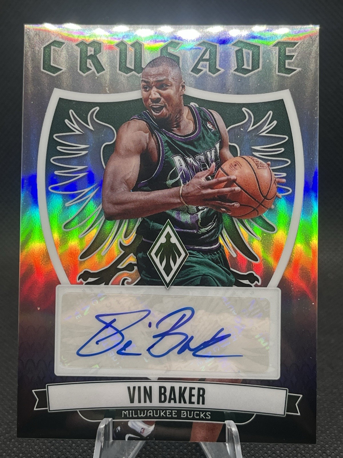 2023-24 Panini Phoenix Basketball Vin Baker Crusade Auto #CS-VBA BUCKS