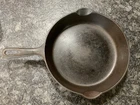 Vintage Griswold No 7 Cast Iron Skillet Small Block Logo 701 H, USA un warped