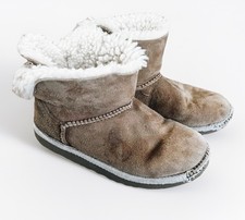 Uggs Kids Size 3 Classic Short Boots Chestnut Suede Bows