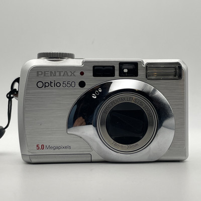 【美品】PENTAX Optio 550 デジタルカメラ Pentax Optio 550 5MP Digital Camera 5x Optical Zoom W