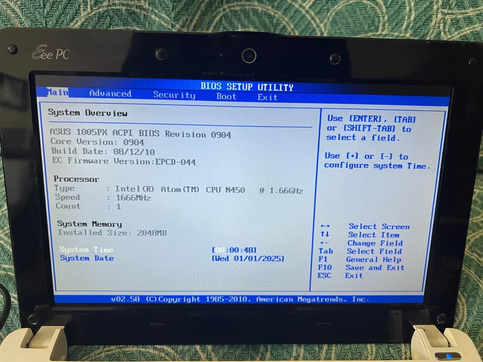 Asus EeePC 1005PX - Intel Atom N450 - GMA 3150, 2GB, Windows 7 - Immagine 2 di 4