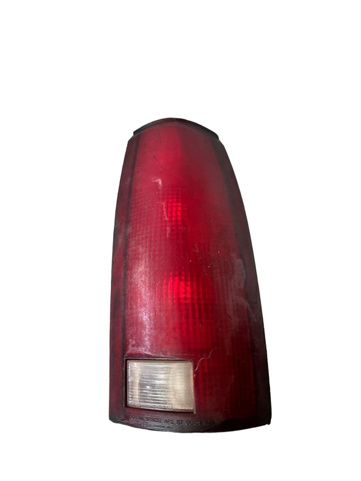 88 89 90 91 92 93 94 95 96 97 98 CHEVY 1500 Tail Light Assembly Right Passenger - Image 2 of 4
