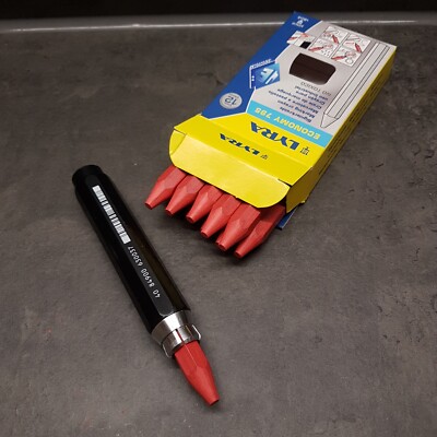 Lyra Kreidehalter mit 12 x Signierkreide 795 Rot Markierkreide Baukreide