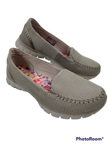 skechers willowy