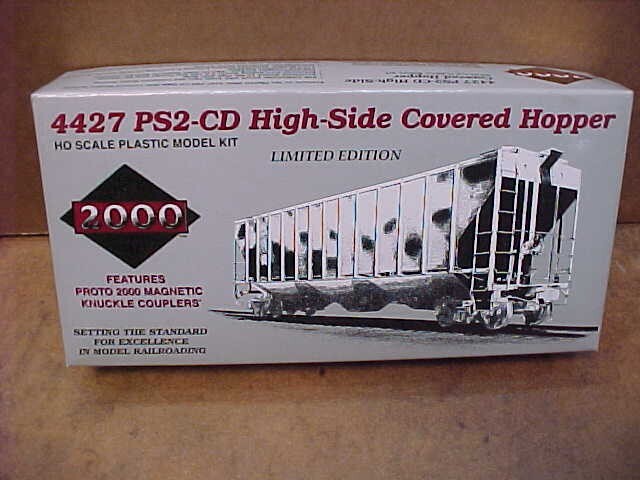 NOB Proto 2000 Series 4427 PS2-CD High-Side Covered Hopper #21883