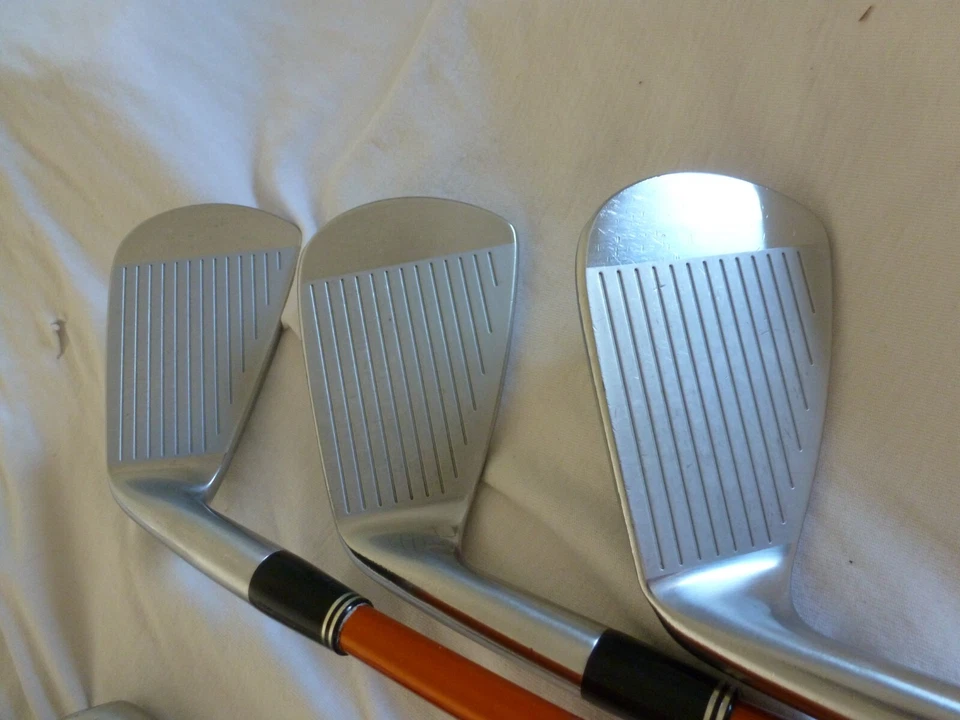 JAPAN Made Bridgestone TOURSTAGE X-BLADE 705 M Forged MRH Irons 5-PW Tour AD 95S - Image 4 of 4