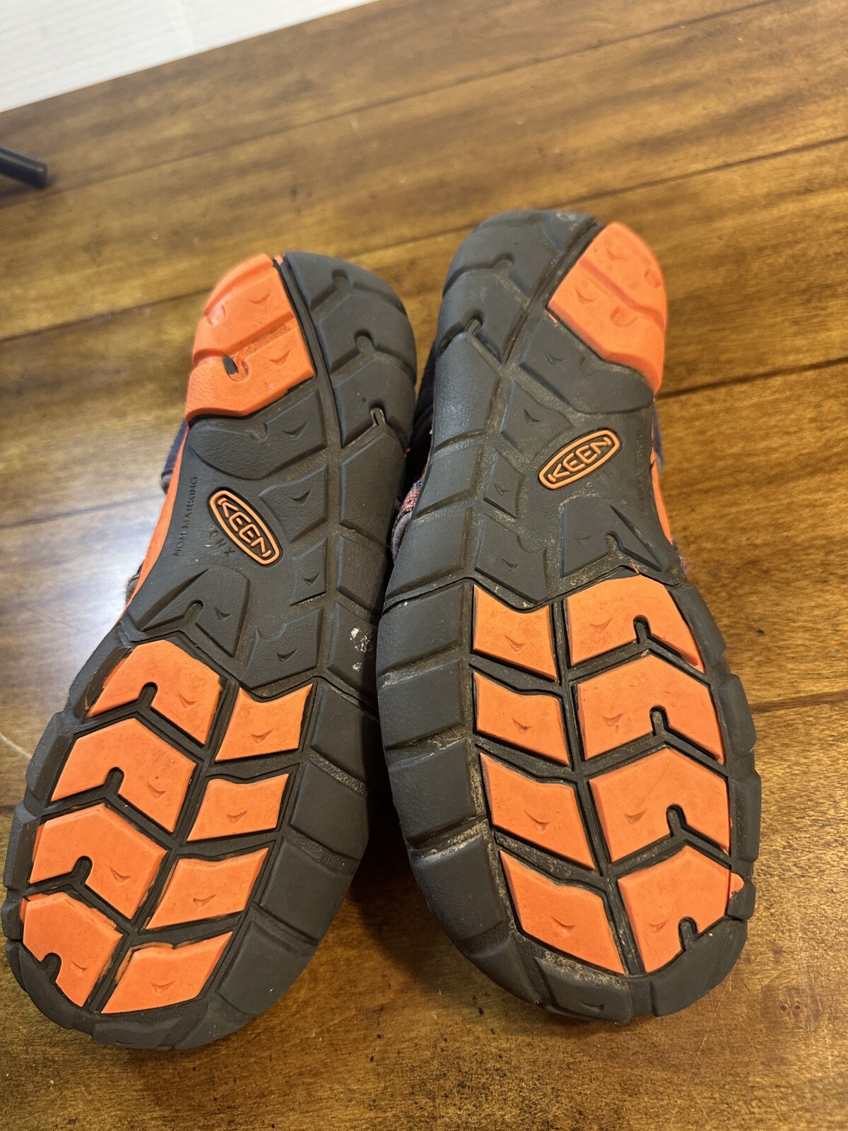 Keen Cnx Taglia 5 Blu Arancione Impermeabile Escursionismo Antiodore Contorno Arco Sandalo