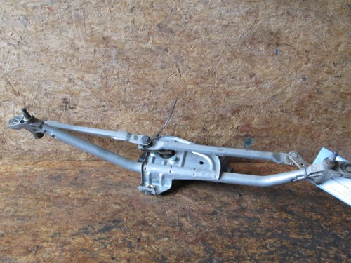 428517 Wischermotor, Scheibenwischermotor vorne VW Passat (3B3)