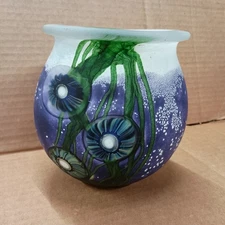 Robert Eickholt Art Glass Vase Anemone Flowers Iridescent Signed 2002 