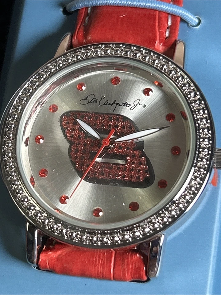 New!Dale Earnhardt Jr # 8 Car NASCAR Women's Watch Gametime 36MM Quartz - Image 3 of 4