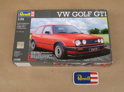 REVELL 07005   Volkswagen VW Golf GTI   1 24   2011   MIT Doppelscheinwerfer  