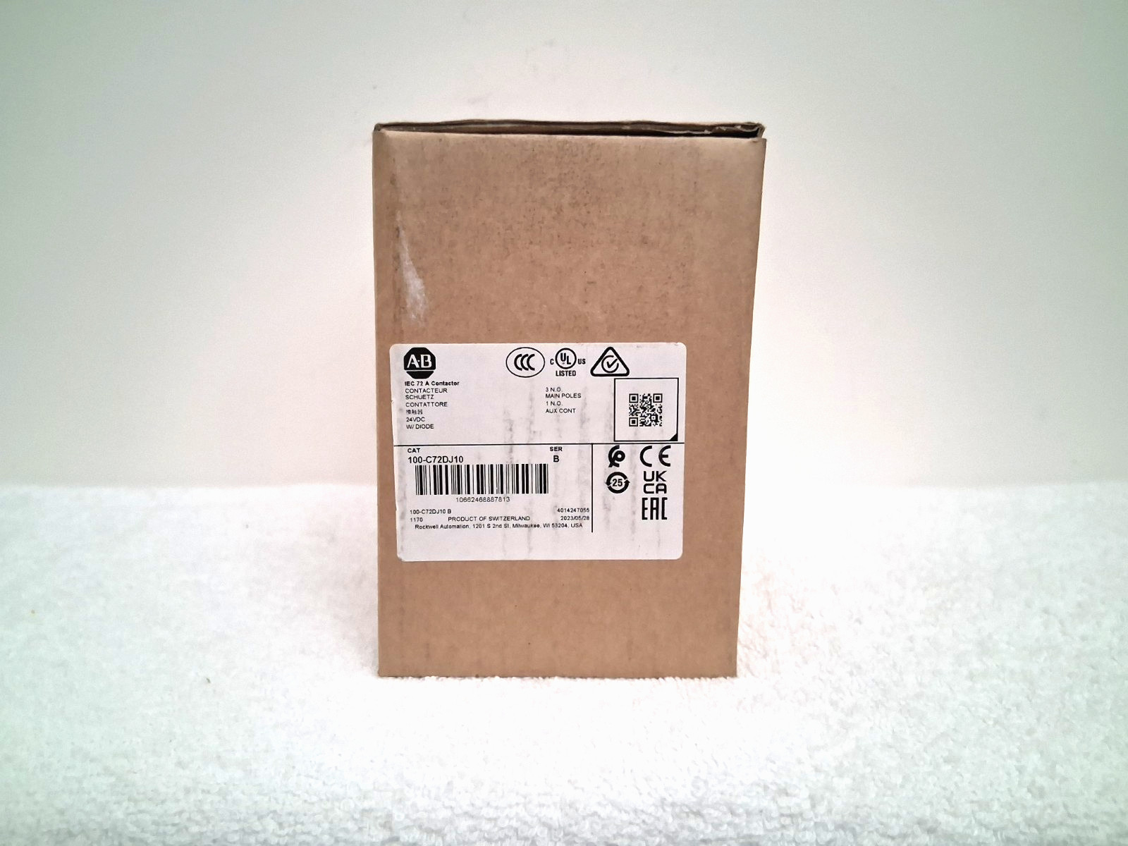 Allen-Bradley 100-C72DJ10 72AMP IEC Contactor 24VDC Coil w/ Diode Ser B