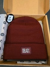 OBlack Beanie In Original Box New Garnet MSRP 35.00 D-34 