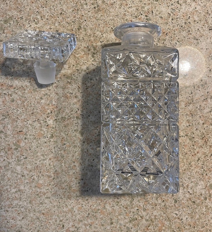 Crystal Decanter with  stopper