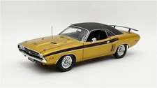 ACME 1971 Dodge Challenger R/T 383 Gold GY8 1:18 Scale Diecast Model A1806030