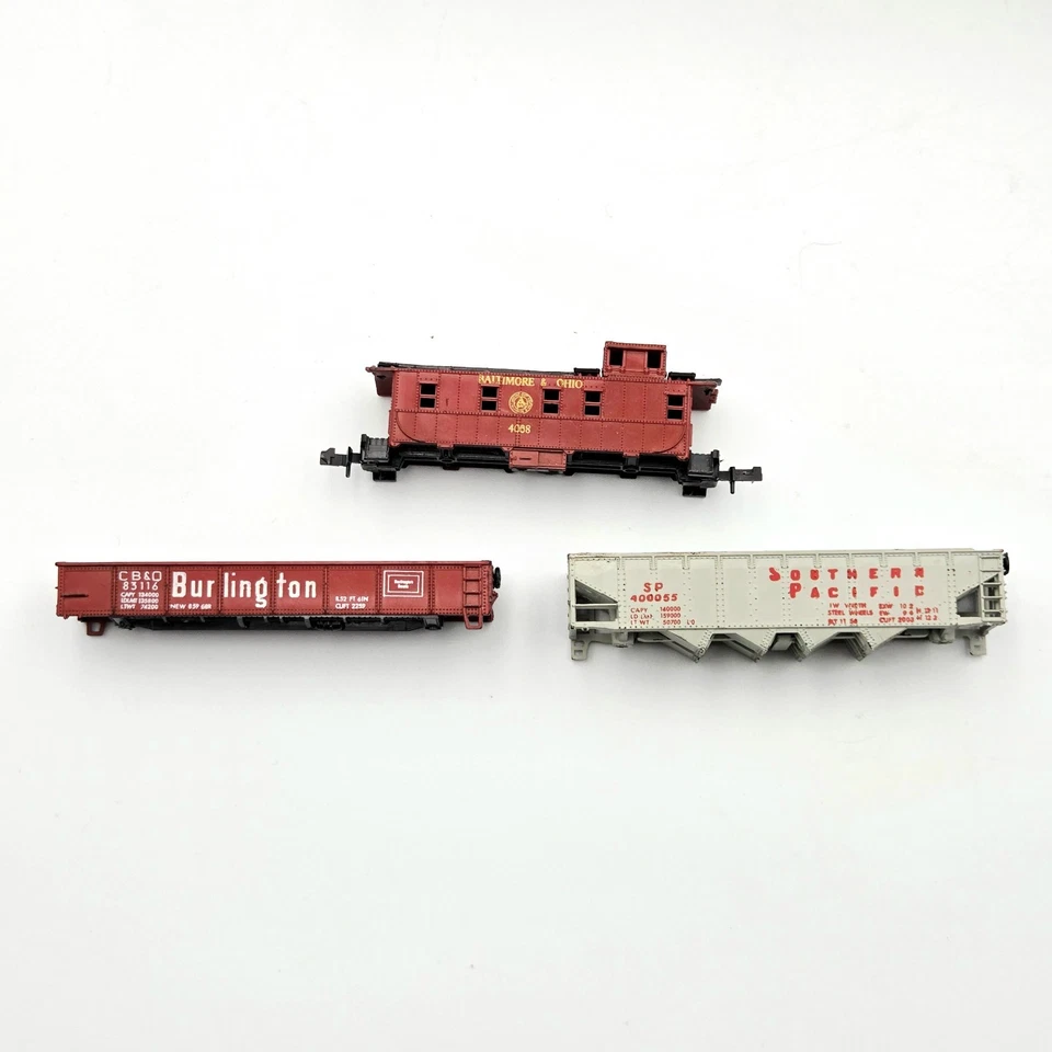 Lote de camiones de ruedas de metal escala N Minitrix Caboose SP tolva Burlington autos planos Foto 3 de 4