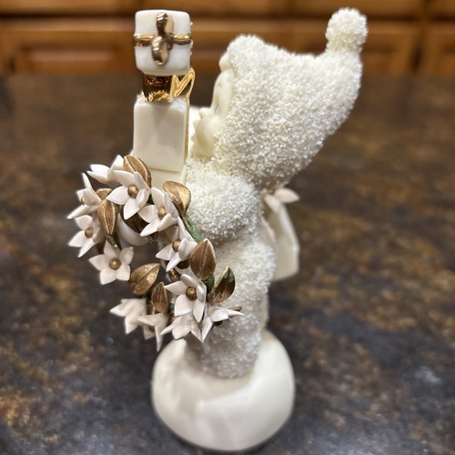 Dept 56 2003 Snow Babies Set Last Minute Christmas Shopper Retired - Picture 6 of 15