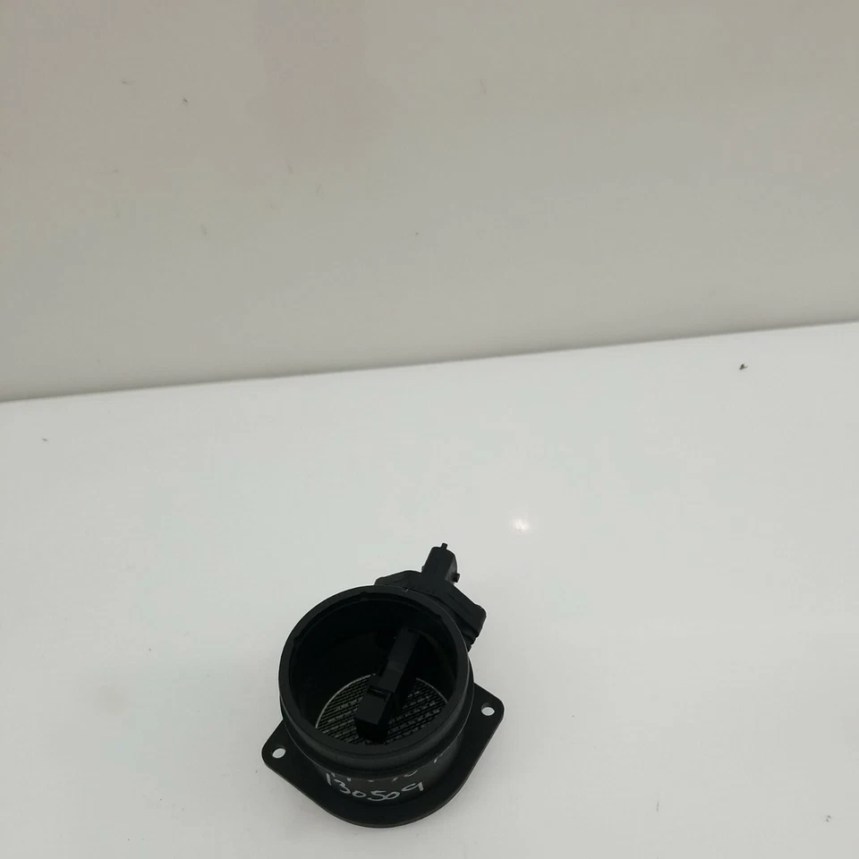 1999 Volvo V70 Mass Air Flow Sensor Maf Meter Sensor 0280218108 Oem 99 - Image 2 of 4