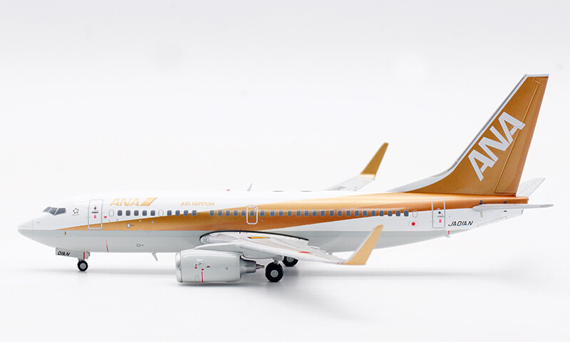 1:200 JC Wings ANA BOEING B737-700 Passenger Airplane 1:200 JC Wings ANA BOEING B737-700 Passenger Airplane