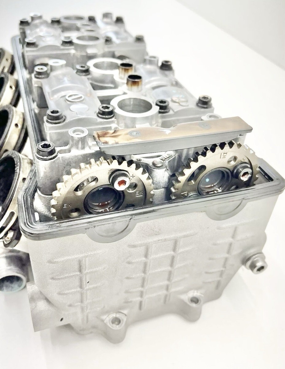 HEAD ヘッド
NEXT EDGE70 ネクストエッジ70
ブーツケース付き 2019-2023 23 KAWASAKI NINJA ZX636 ZX6R OEM Cylinder Head Cam