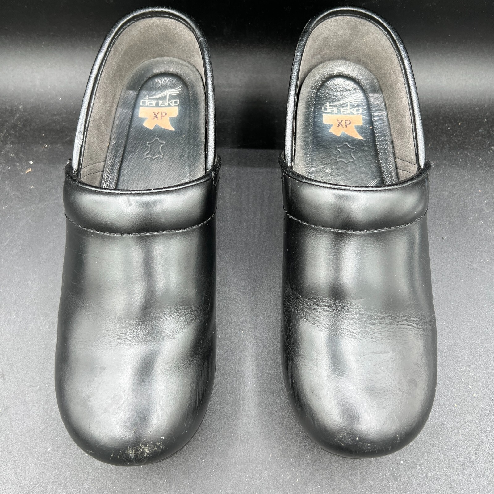 Dansko Shoes Women's Heel Clogs Black Leather  Size 40  (US Size 9.5-10)  [23]