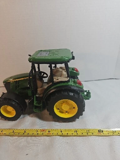 Tractor Bruder John Deere 2347-01 2014. Foto 3 de 4