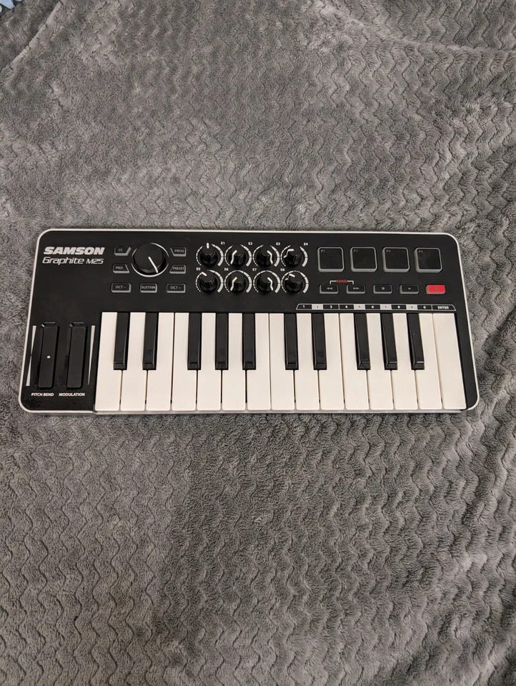 Verkaufe MIDI-Controller Samson Graphite M25 Mini USB