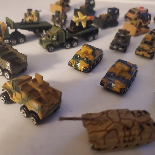 Micro-machines militaires vintage (véhicules et divers) - Photo 11/13