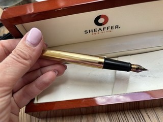 Sheaffer Gold Fountain Pen In Original Wooden Case