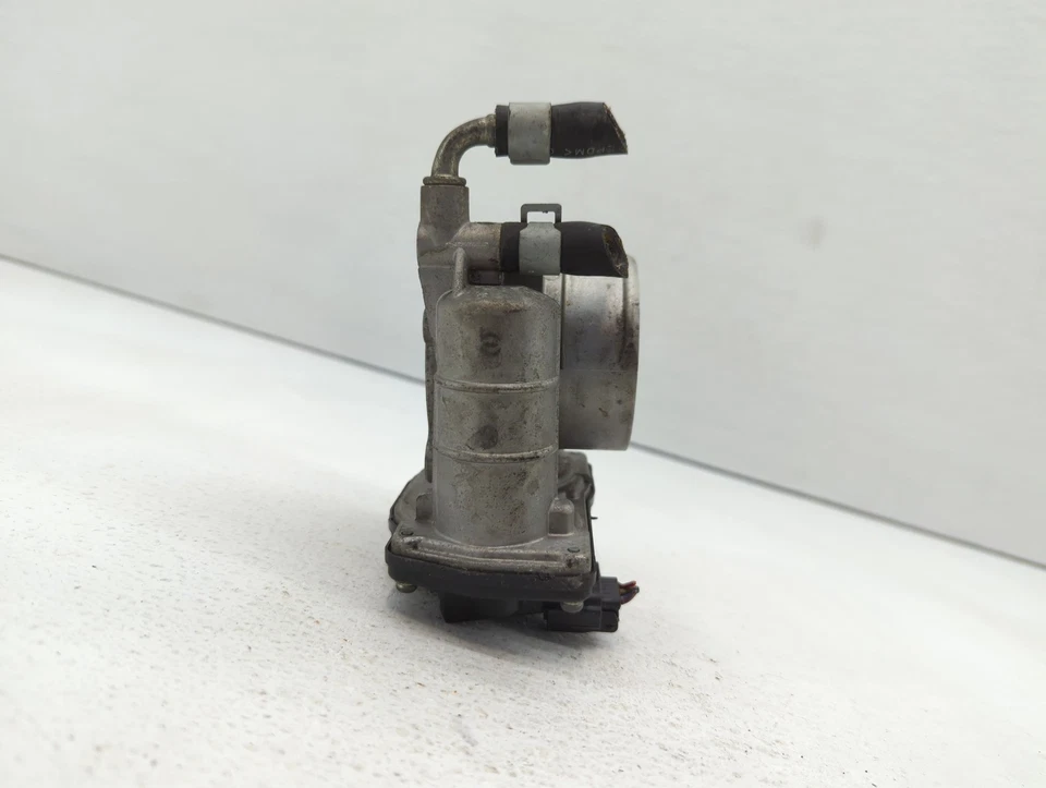 Nissan 370z 2009-2020 carrocería del acelerador XUZHC Foto 4 de 4