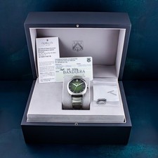 H. MOSER & CIE Streamliner Centre Seconds Green Dial 40mm 6200-1200 15