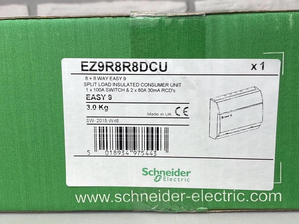 Unidad de consumo Easy9 EZ9R8R8DCU 8+8 vías 1x 100A Sw principal + 2x 80A RCCB Foto 2 de 4