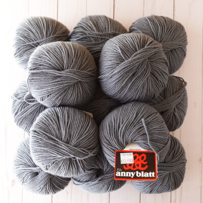 Anny Blatt Merinos ~ Lot of 13 ~ #1067 Gris Silex ~ 100% Pure Wool ~ Very Soft