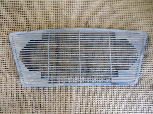 1966 Buick Wildcat LeSabre Electra 225 Dash Pad Front Speaker Grill 1374288