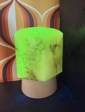 Plafonnier Art Déco Verre Uranium /ouraline-vintage Czech Style -Bakélite -E27