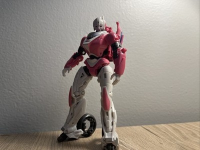 Transformers To A Series Arcee Missing Two Parts Of The Back  But Still Good!!!￼