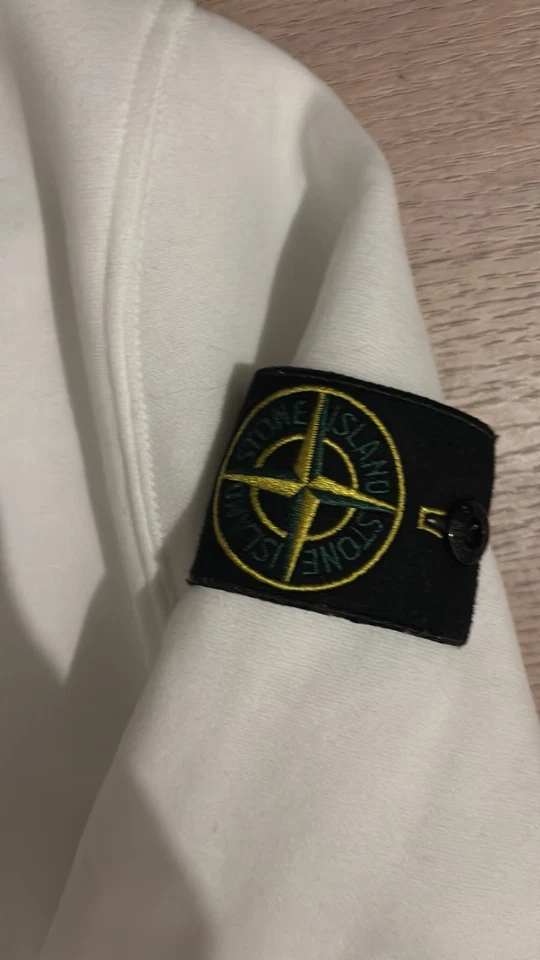 Pull Stone Island - Photo 1/3