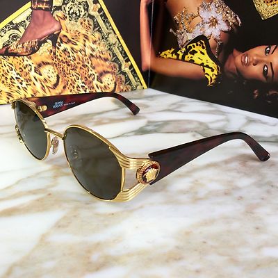 VERSACE (Gianni) Sunglasses, Size: .030, Model S-37 Versace | Accessories | Versace Gianni Sunglasses Size 30  main image 3