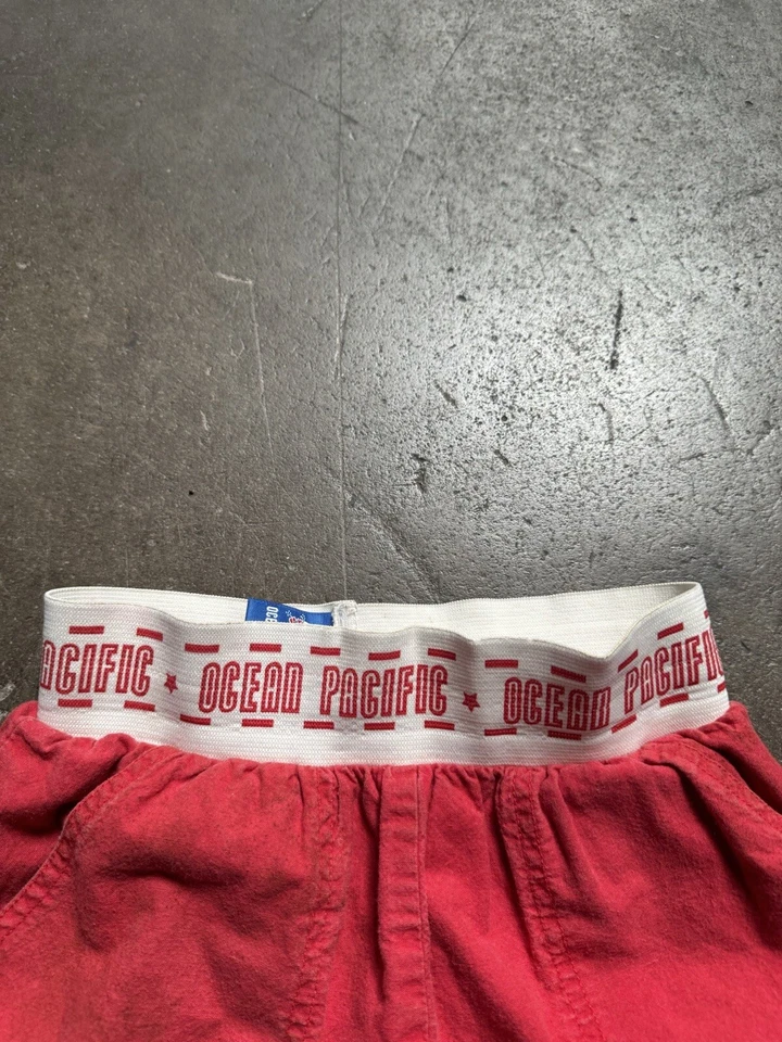 Pantalones Cortos De Colección Ocean Pacific Para Mujer de Tiro Alto Rojo Cintura Elástica EE. UU. OP Foto 4 de 4