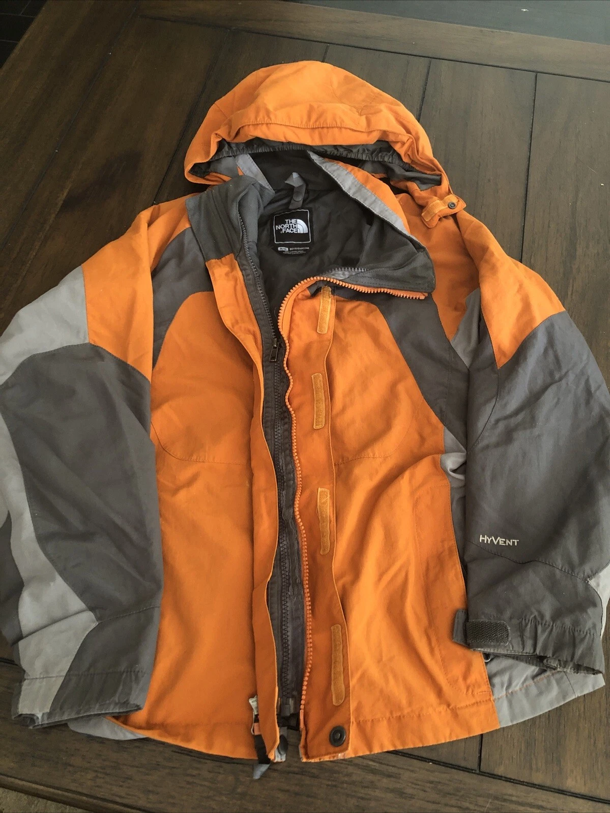 The North Face Hyvent Rain Jacket Size M Boys