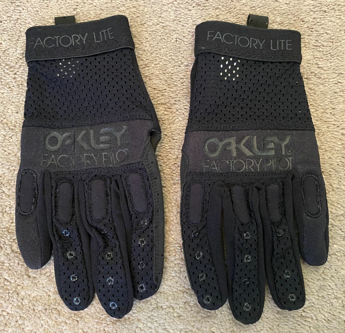 Preços baixos em Luvas de Piloto Oakley | eBay
