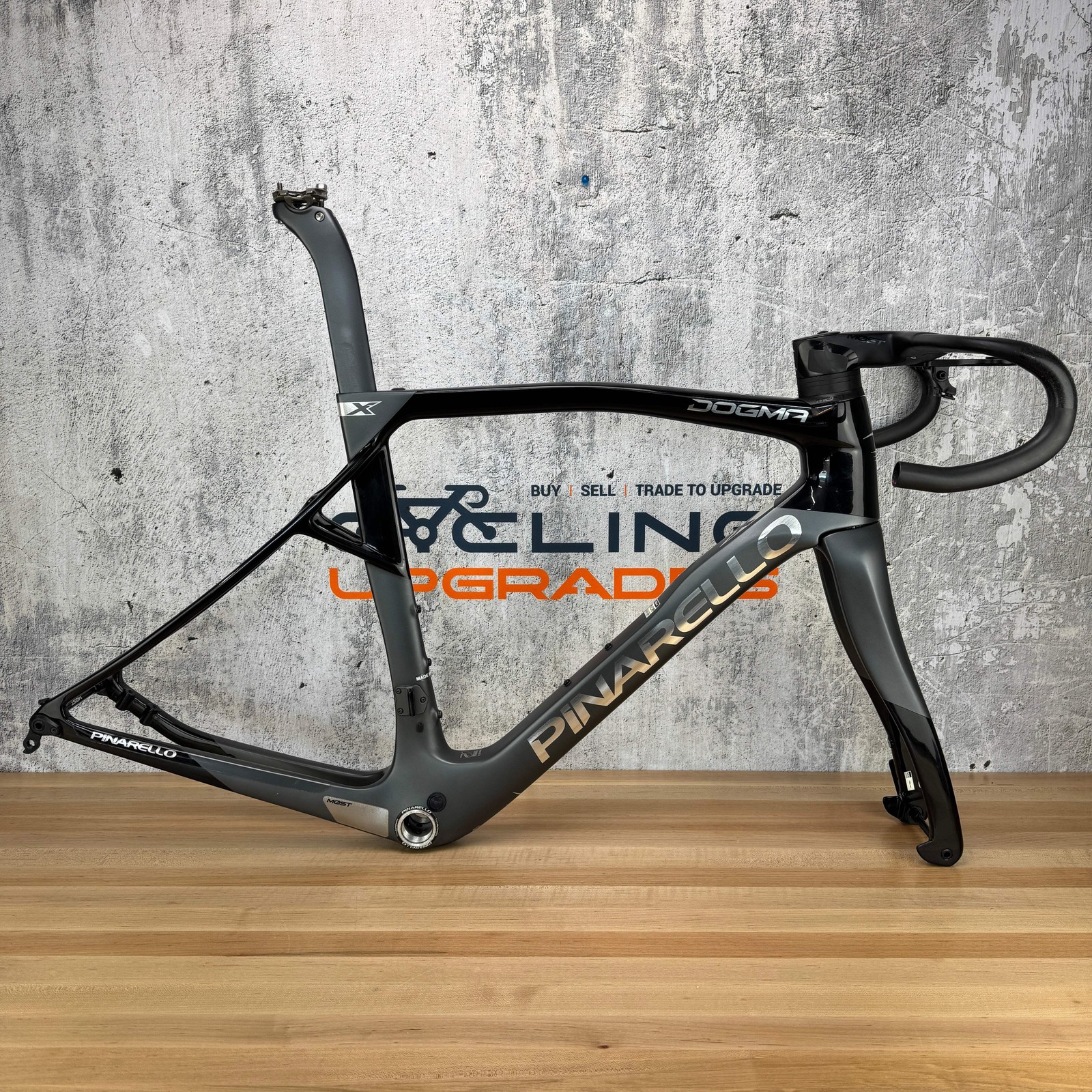 2025 Pinarello Dogma X Size 53 (54cm TT) Frameset Module 700c 2320g Talon Ultra