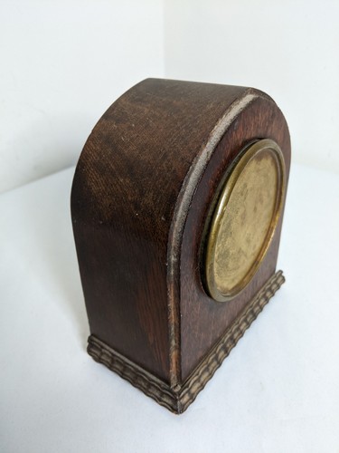 Edwardian Lancet Beehive Wooden Mantel Clock Running but tatty SPARES / REPAIRS - Picture 4 of 12