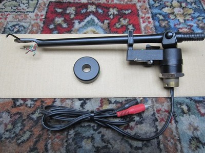 REGA RB250 MOTH BADGED TONARM