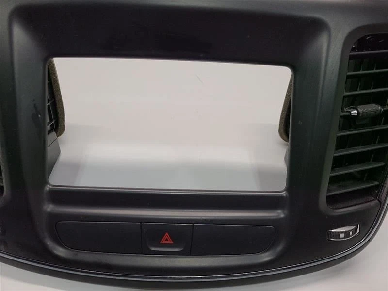 Chrysler 200 2015 2016 2017 navegación radio bisel moldura tablero central Foto 3 de 4